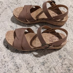 Kork-Ease, size 10, cream